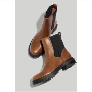 NWT Madewell Pull-On Chelsea Lugsole Boots in Leather Sable 8.5!!!